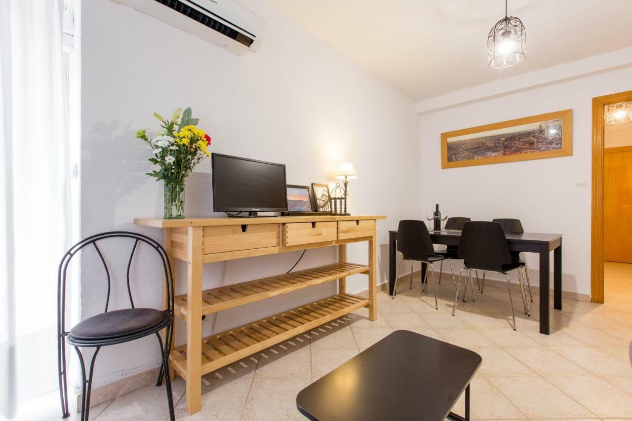 3 Habitaciones Apartamento Temporada Lucero 3 Habitaciones มาดริด ภายนอก รูปภาพ